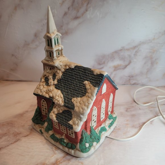 Village Square Vintage Lighted Church Christmas - Picture 6 of 11